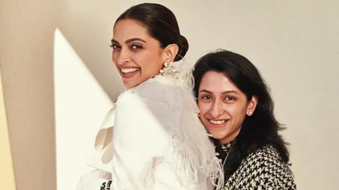 Deepika-Padukone-with-sister-anisha-deepika